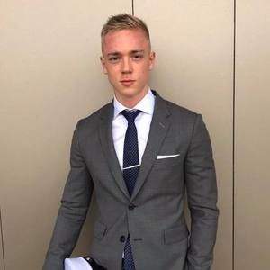 Meet your Posher, Trausti